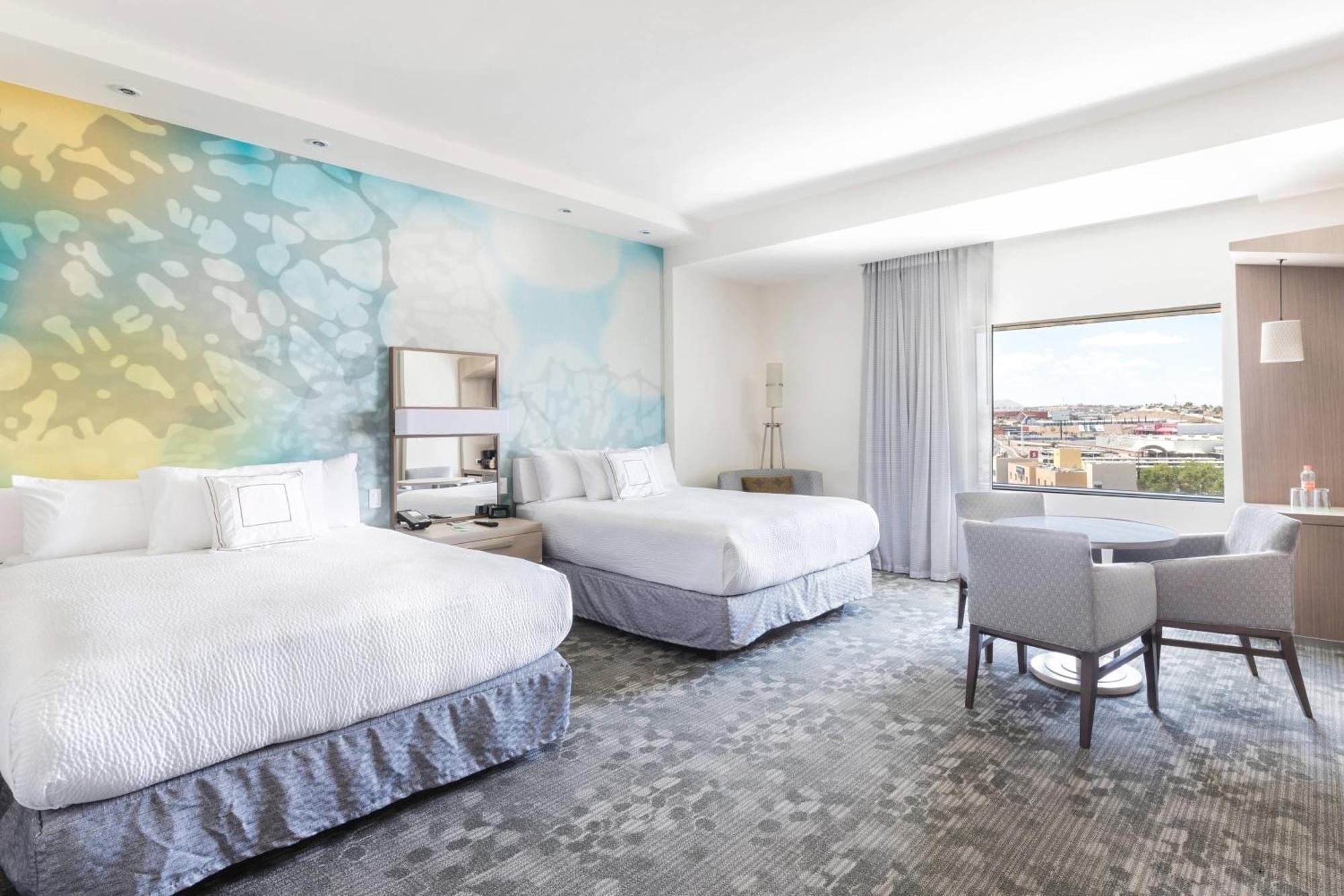 Courtyard By Marriott Chihuahua Hotel Ngoại thất bức ảnh